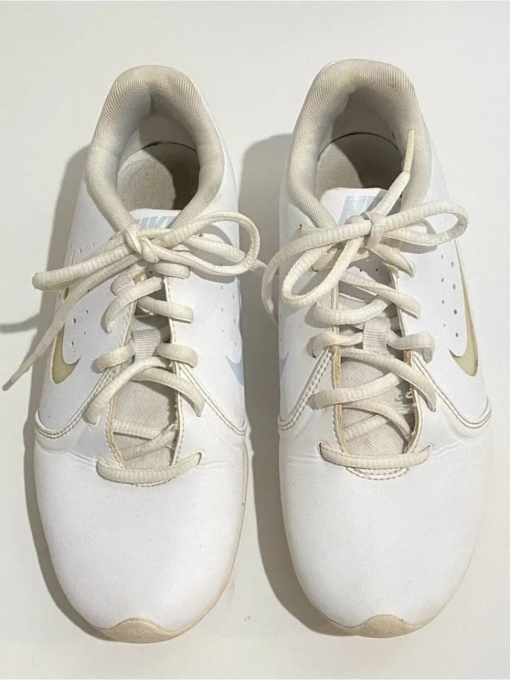 Nike Sideline 3 Women's 7 White Cheerleading Dance Fitness Athletic Shoes